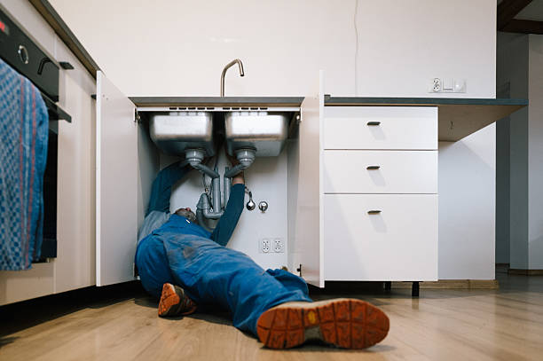 Professional Emergency Plumber technician working in Bronson, MI